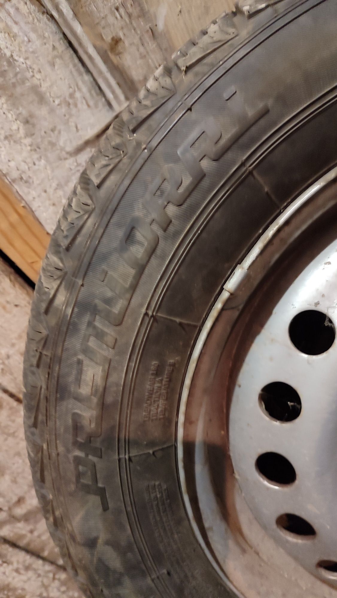 Продам зимову резину з дисками на Volkswagen caddy/т4 5/112 195/65 r1