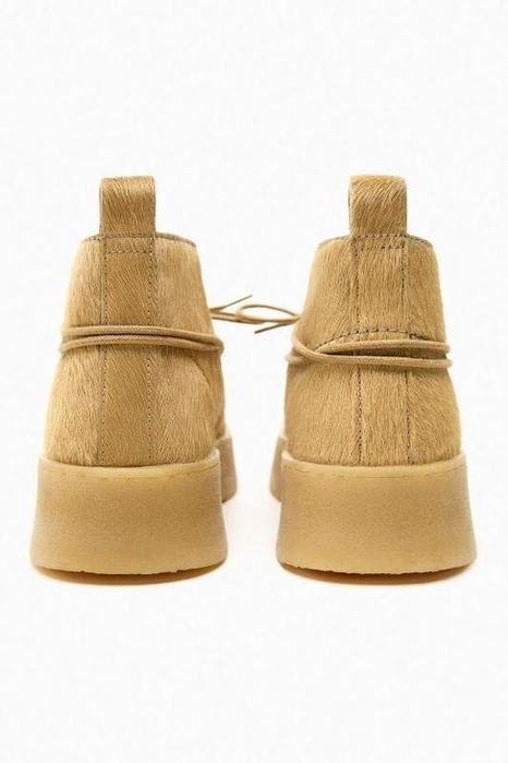 Шкіряні черевики clarks x zara