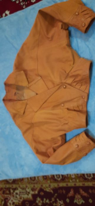 Куртки натуральна шкіра