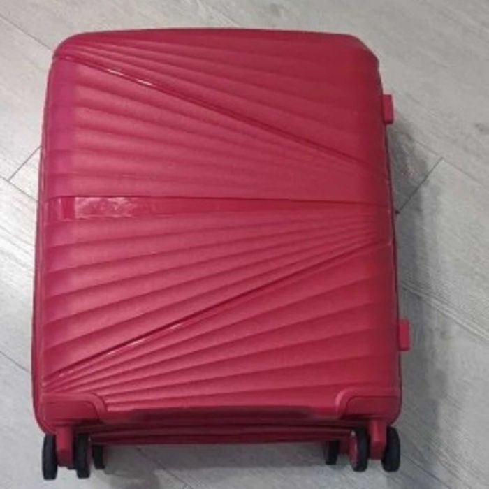 Валіза на колесах.