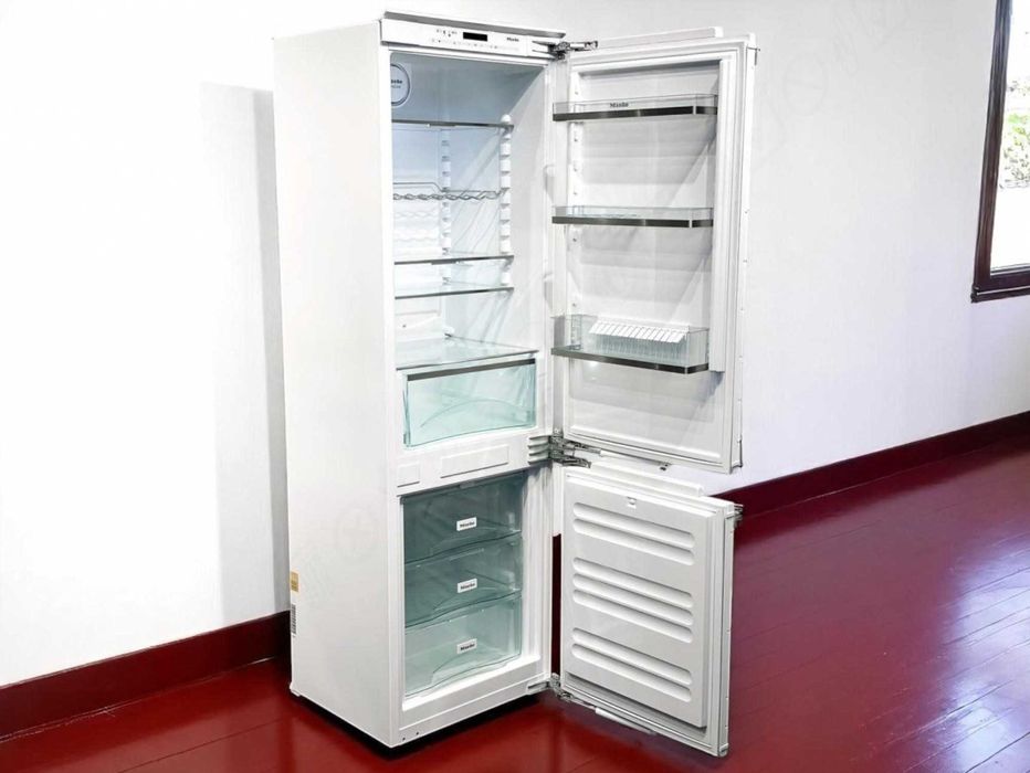 Miele / Міле Холодильник KFNS 37432 iD, вбуд. 2-кам. 177см