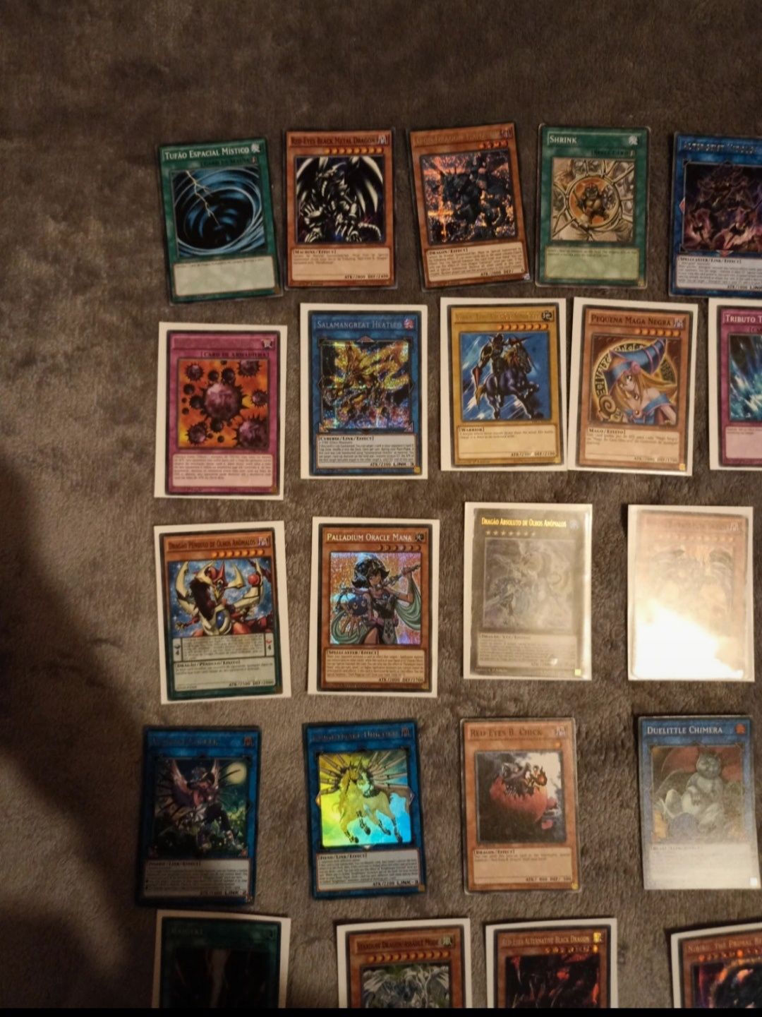 Cartas de Yu-Gi-Oh ultra raras
