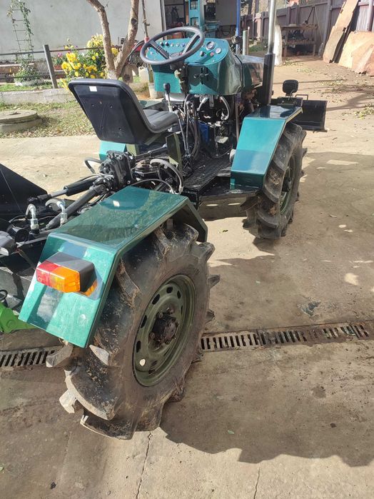 Саморобний трактор 4*4