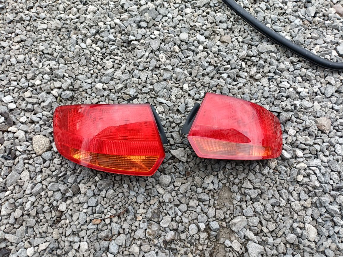 Audi a3 8p 5d lampy tym komplet
