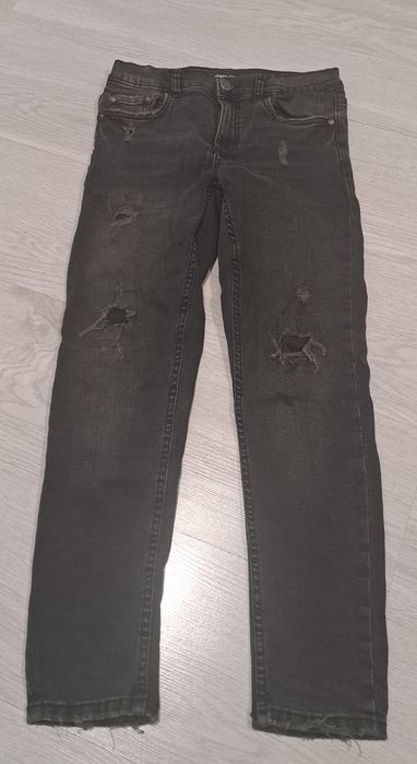 Zestaw ubrań dla chłopca 140