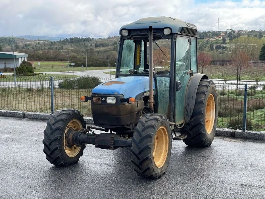 New Holland TN95 F Cab/AC Para Peças
