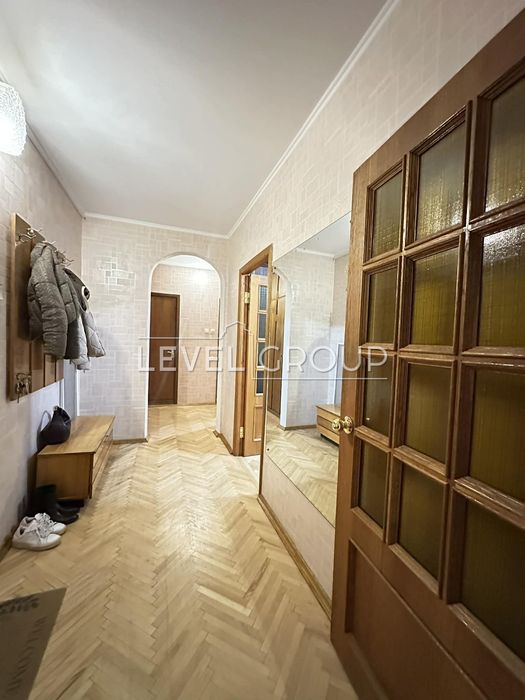 Оболонь Йорданська 11 Д Оренда 2 кім. Метро 5  хвил. Без комісії