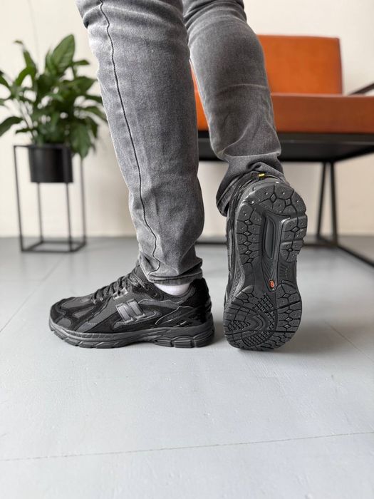 Зимові кросівки New Balance 1906D Gore Tex термо чорні, сірі