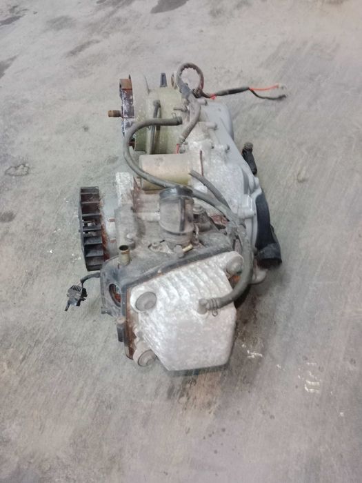 aprilia scarabeo 50 silnik 50ccm 4 t 4t