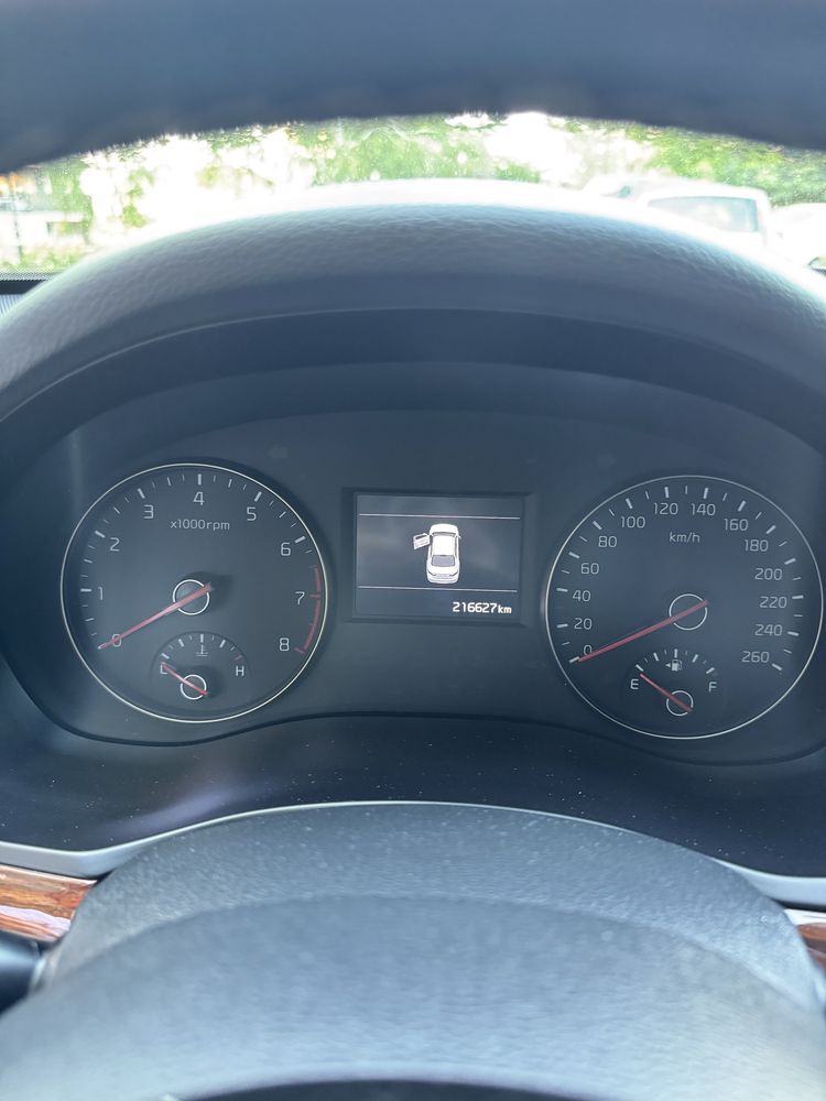 Продам свою машину Kia K7