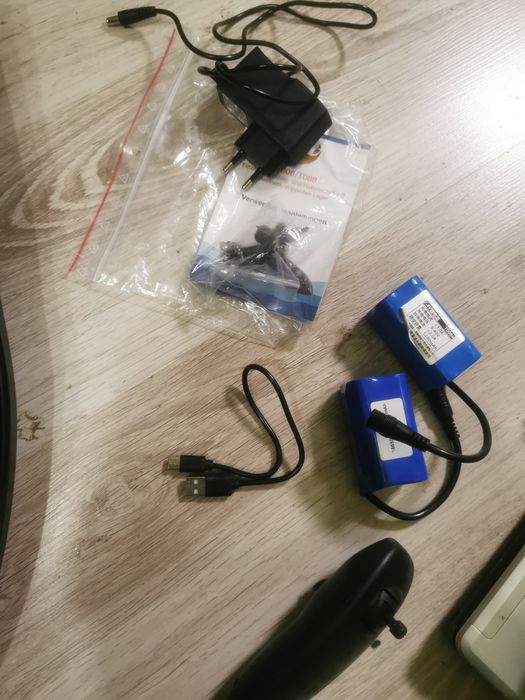 Łódka zanętowa plus 2 akumulatory