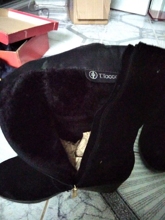 Зимові чоботи замшеві