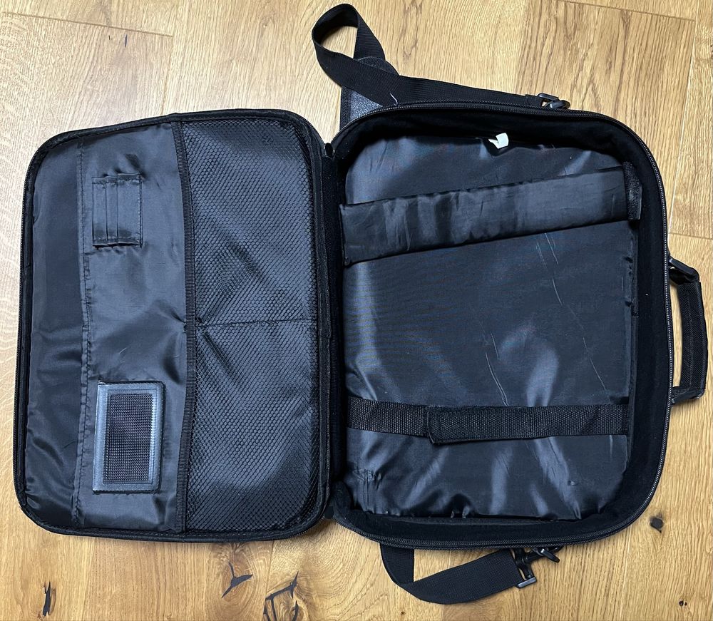 Torba na laptopa .