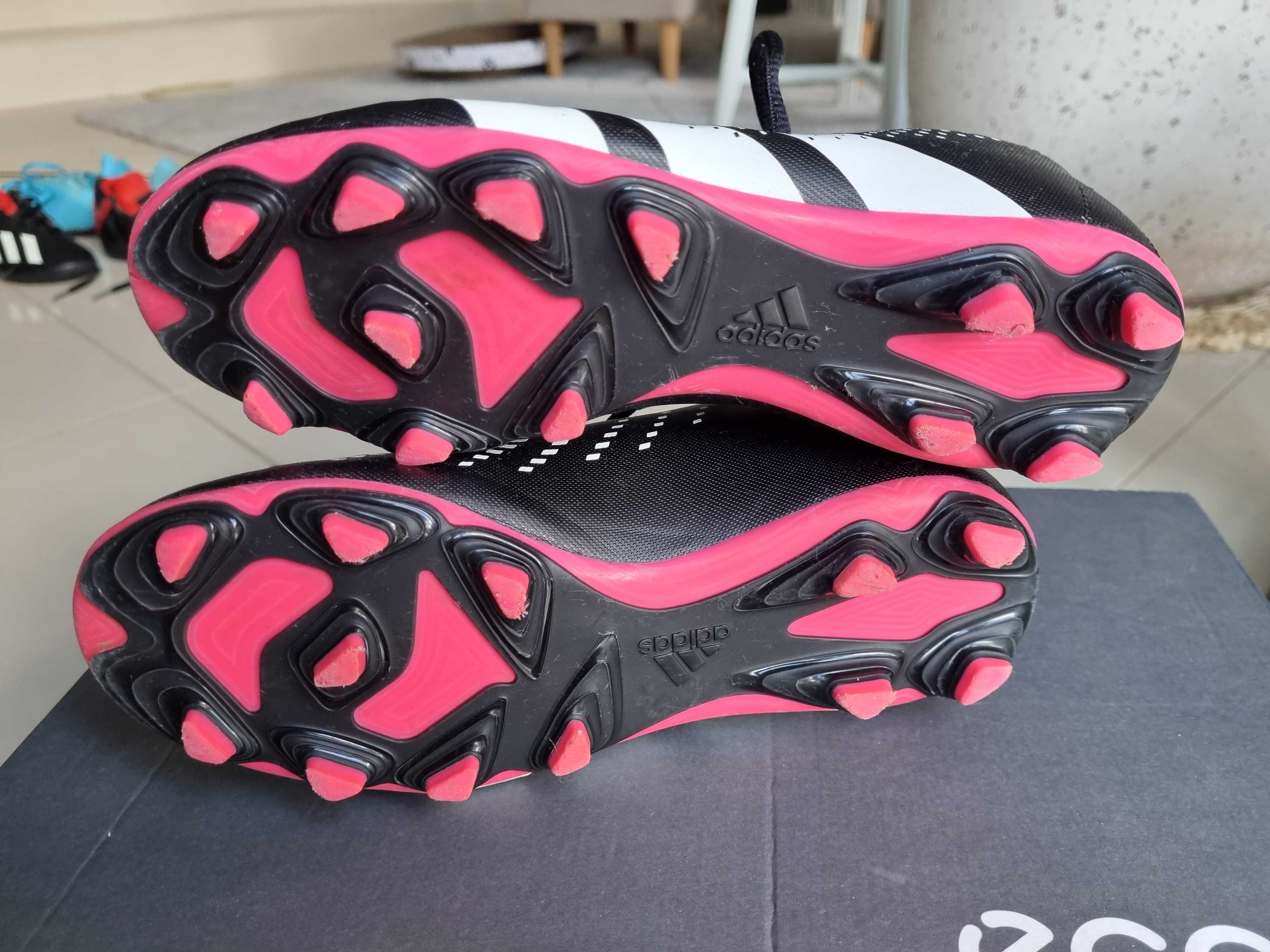 Buty piłkarskie korki adidas Predator czarne 36