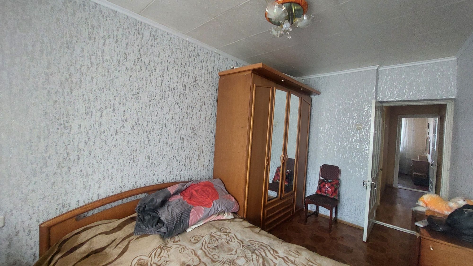 Продам 3-кімнатну квартиру. Вул.Грецька,4.