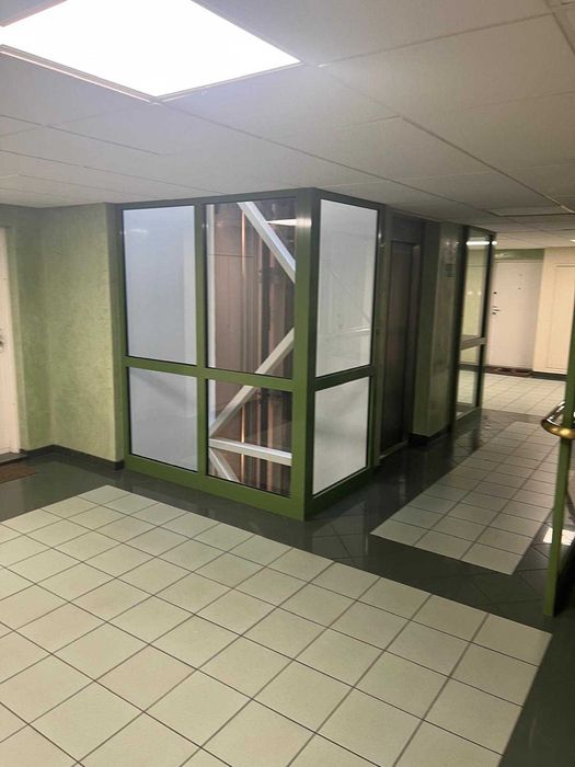 Wynajmę kawalerkę w centrum Poznania, ul Zwierzyniecka. Dla 1/2 osób.