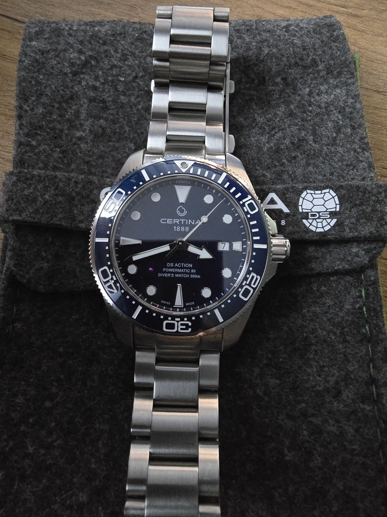 Zegarek Certina DS Action Diver 43 mm Powermatic 80 C032.607.11.041.00