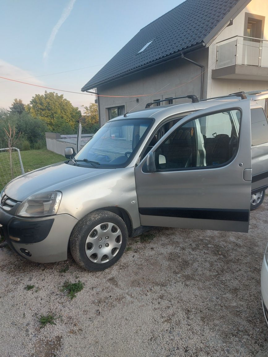 Samochód Peugeot Partner