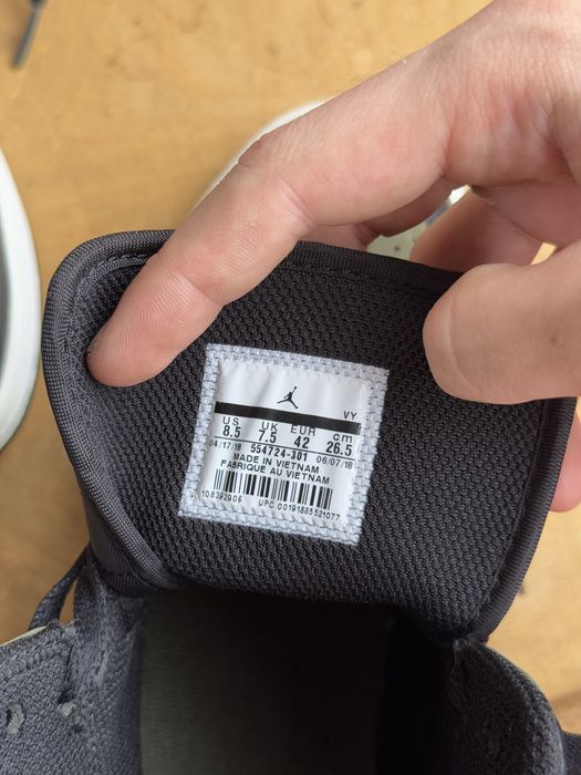 Кросівки Nike jordan 1 mid