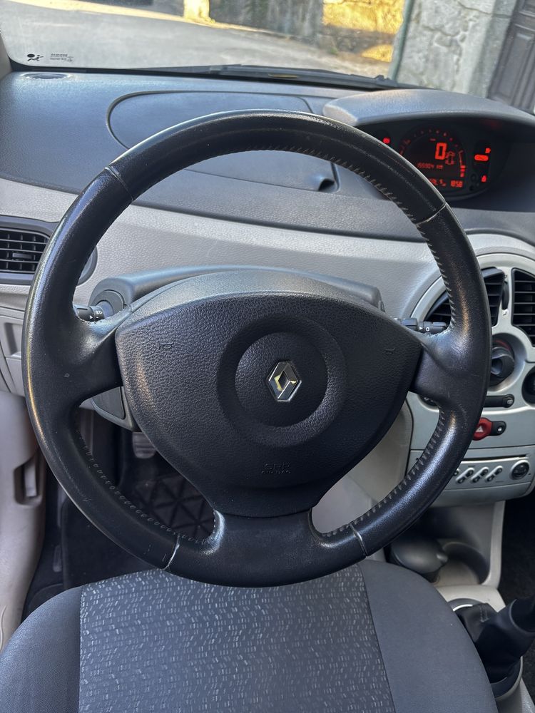 Carro Renaut Modus