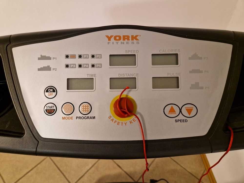 Bieżnia elektryczna York Fitness T500, stan b.dobry