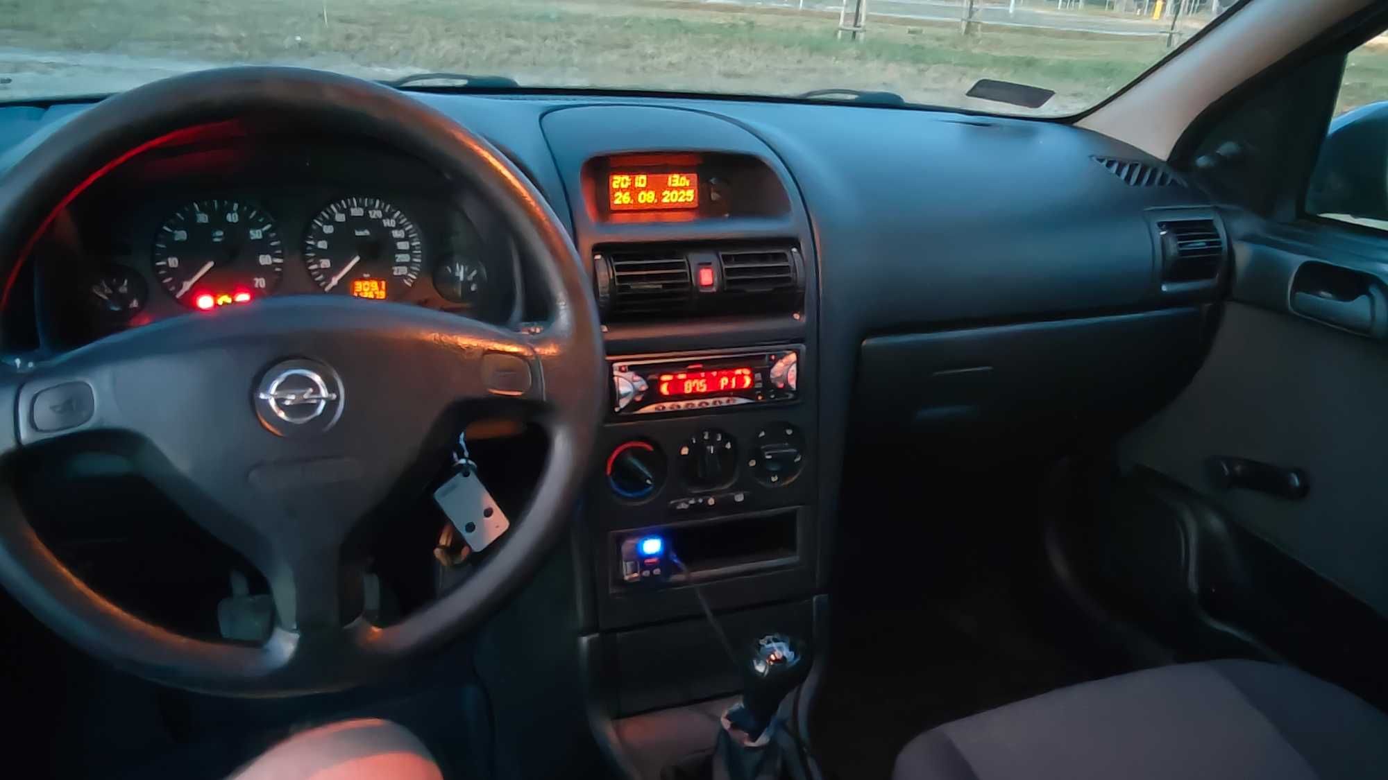 Sprzedam zadbanego Opla Astre G 1.4