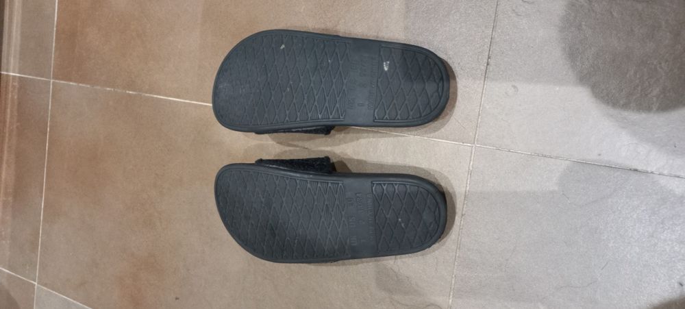 Chinelos de piscina 33/34