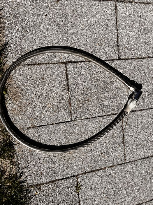 Wąż do gazu giętki z kolankiem i zaworem ok 155cm