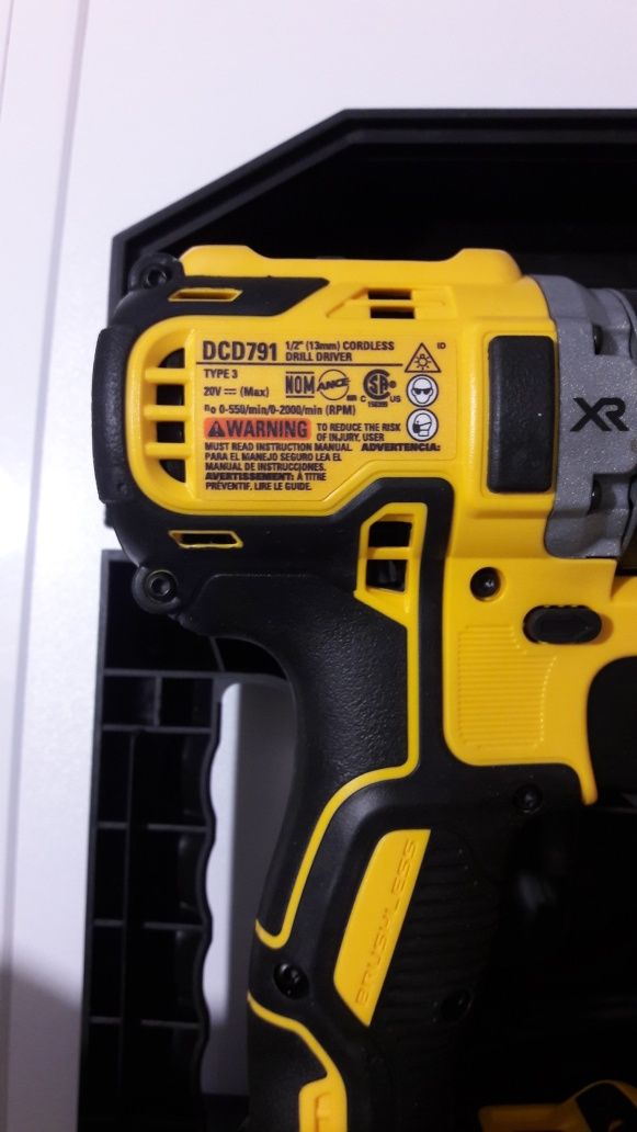 Шуруповерт Dewalt DCD 791 De Walt 791d2