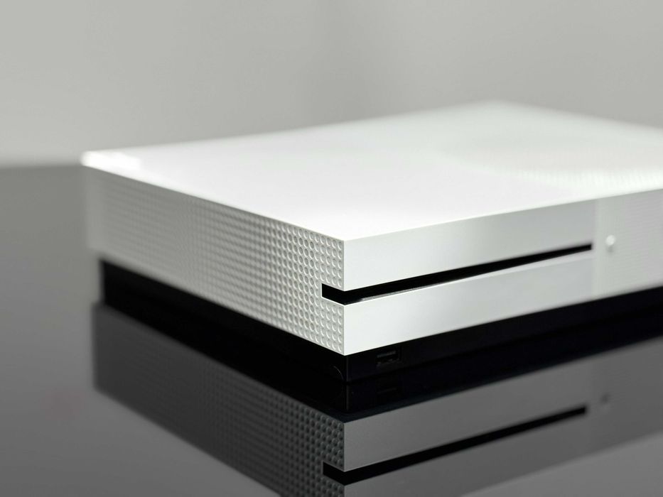 Konsola Xbox One S 500gb, pad, okablowanie, bdb stan, GWARANCJA!