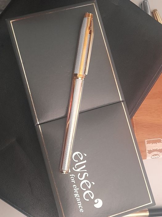 Caneta tinteiro Elysée aparo de ouro 750