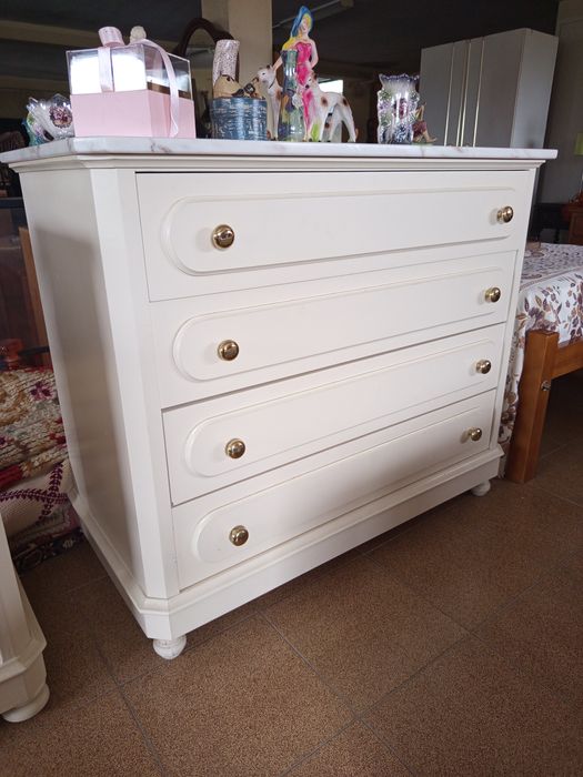 Lote de peça muito antigas várias moveis vintage