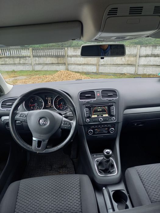 Volkswagen Golf 1.6 tdi Bogate wyposażenie sprowadzony