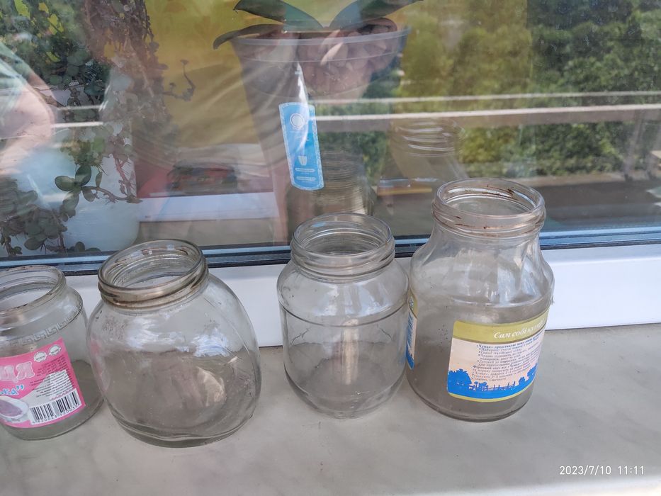 Банки.Різні об'єми.Ціна за всі