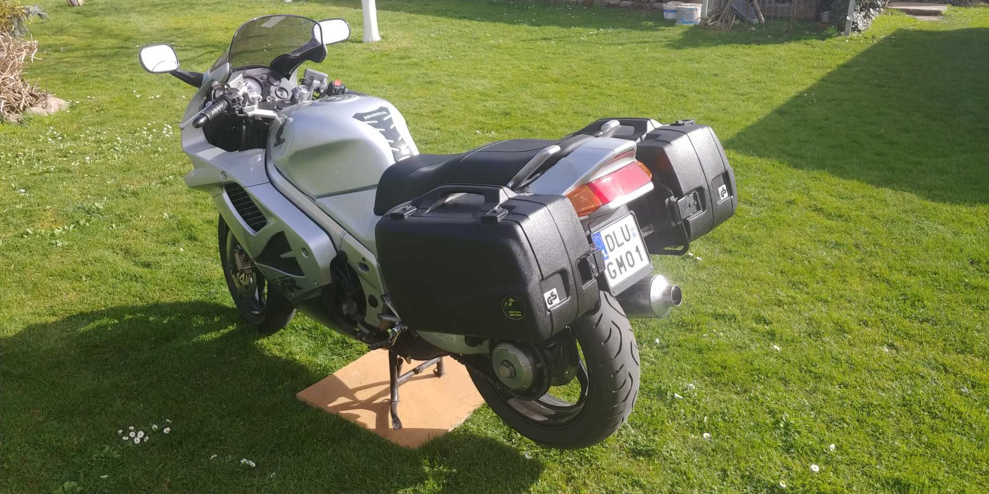 Honda VFR 750 RC36 II