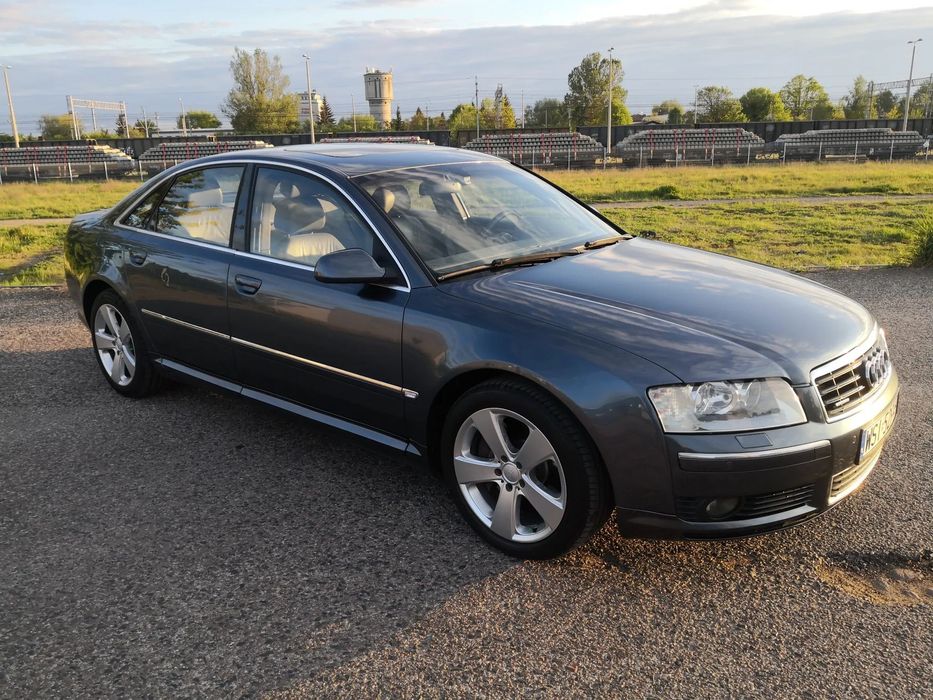 Audi A8 AUDI A8 4,2 bfm lpg LALKA