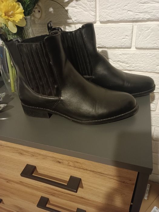 Botki roz 40 kolor czarny