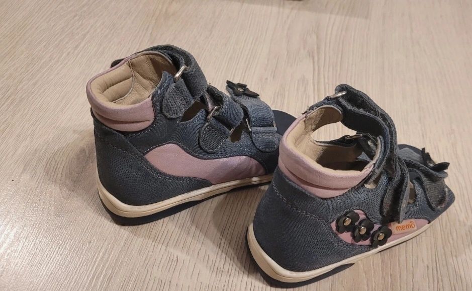Buty Diagnostyczno- korekcyjne.Wkładka 15 cm.Memo Agnes.Rozm 23.
