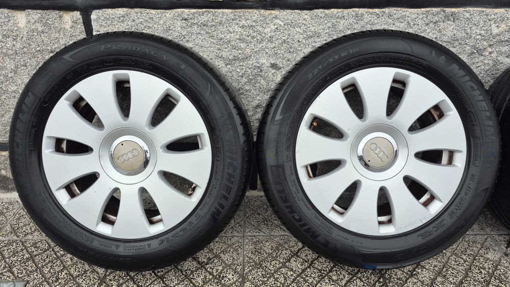 4 Jantes ORIGINAIS AUDI R16" 5x112 Et42 7J Ref: 8E0601,025AE com Pneus