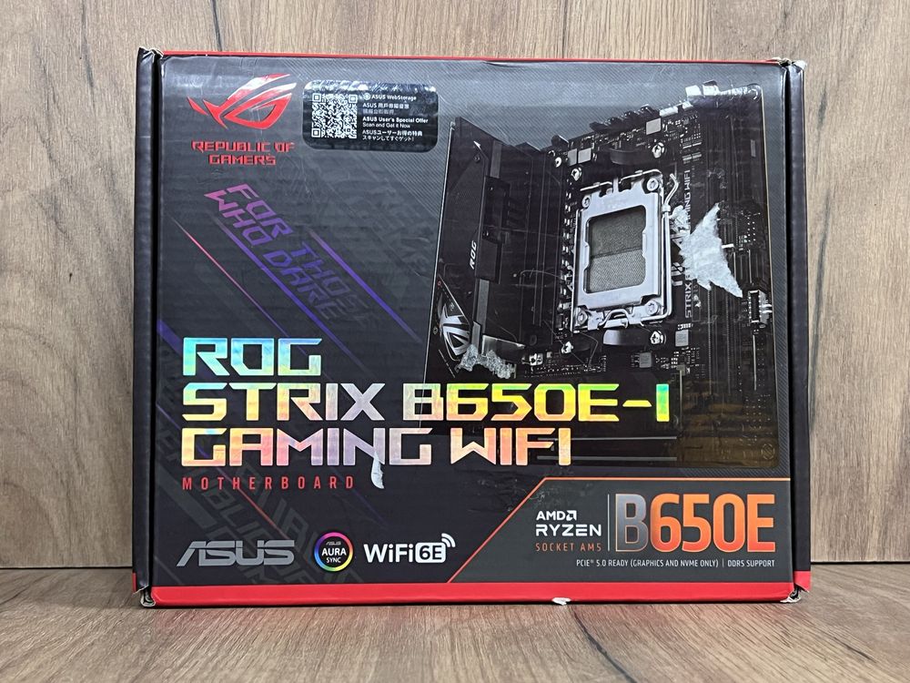 Материнська плата ASUS ROG STRIX B650E