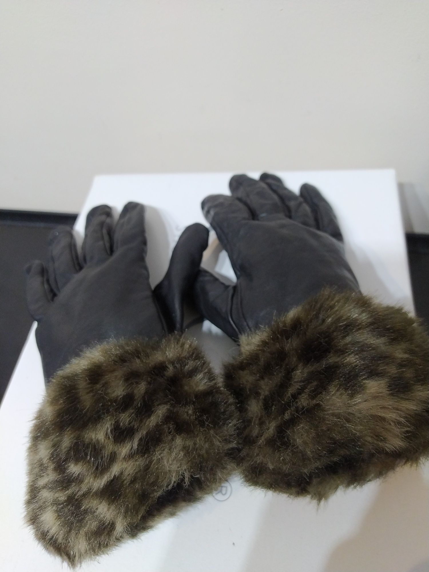 Esmara damskie rękawiczki 8 koźla skóra czarne