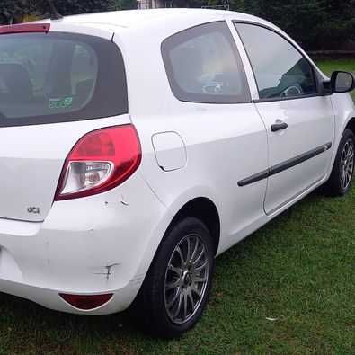 RENAULT CLIO III  1,5dci  2012