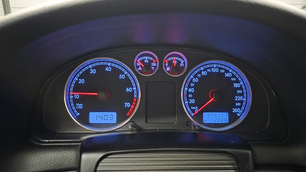 Volkswagen Passat 2002r 1.8t benzyna gaz