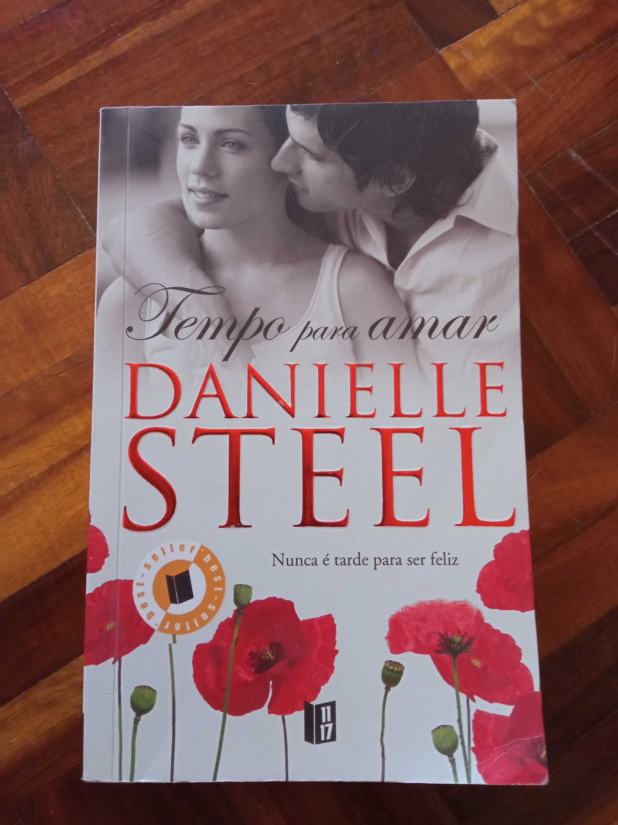 Livro de bolso "Tempo para Amar" de Danielle Steel