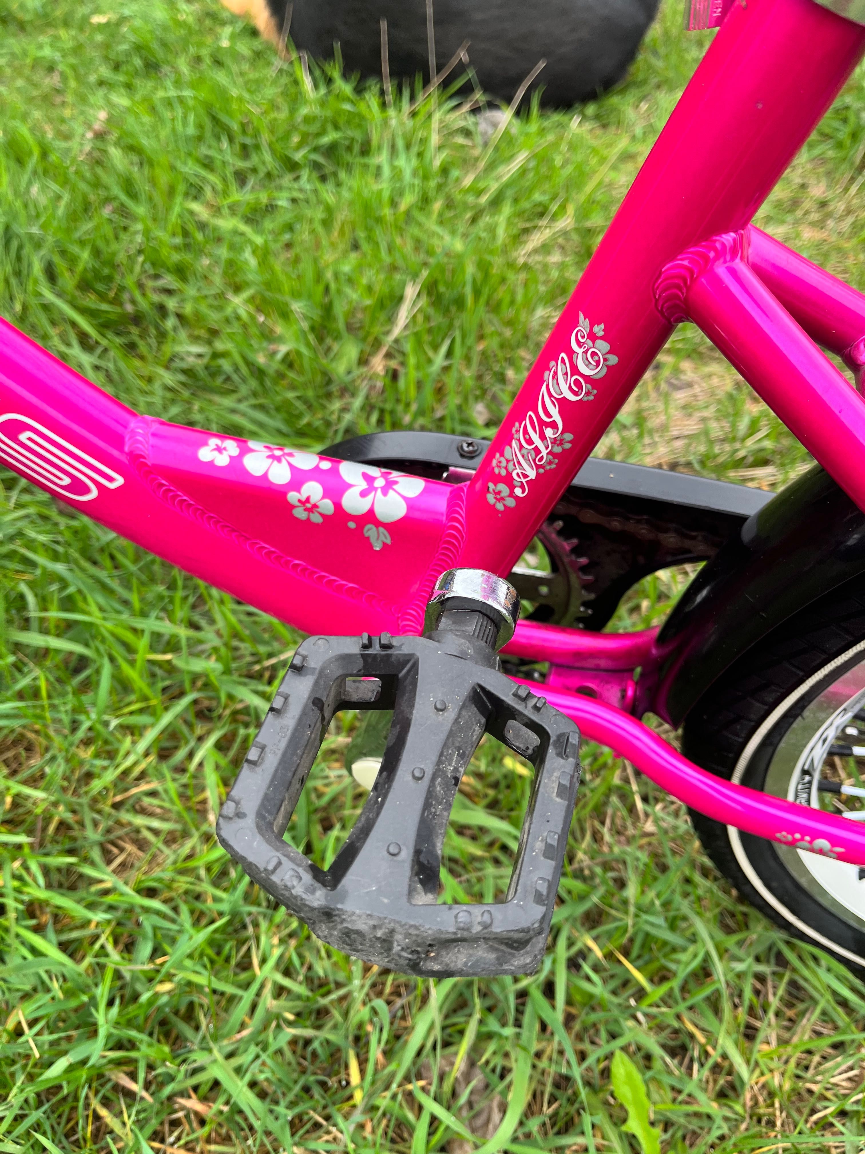 Велосипед для дівчинки Ardis