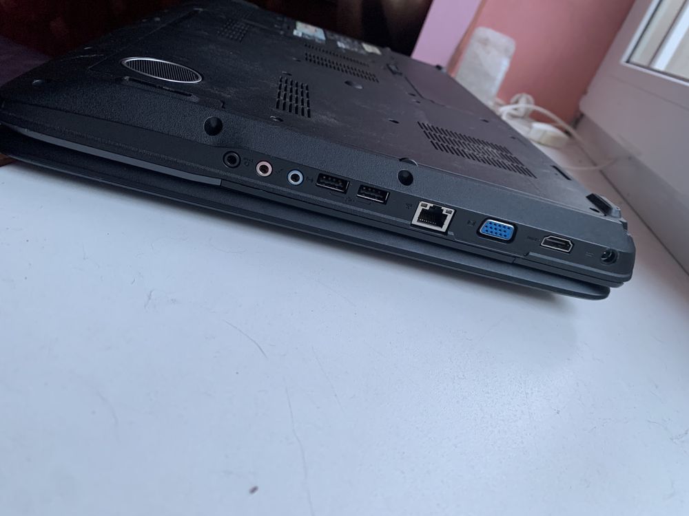 ноутбук Acer Aspire 8735G