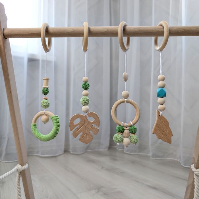 Дитячий підлоговий мобіль тренажер Монтессорі