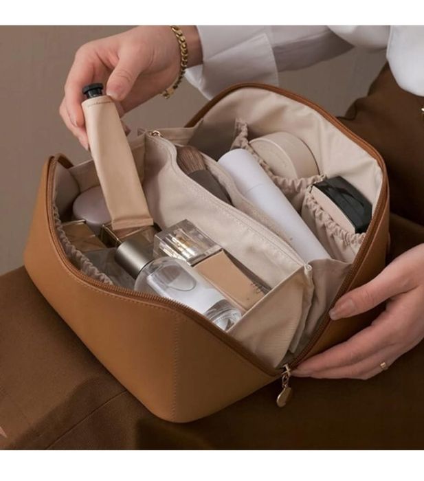 Kosmetyczka brązowa