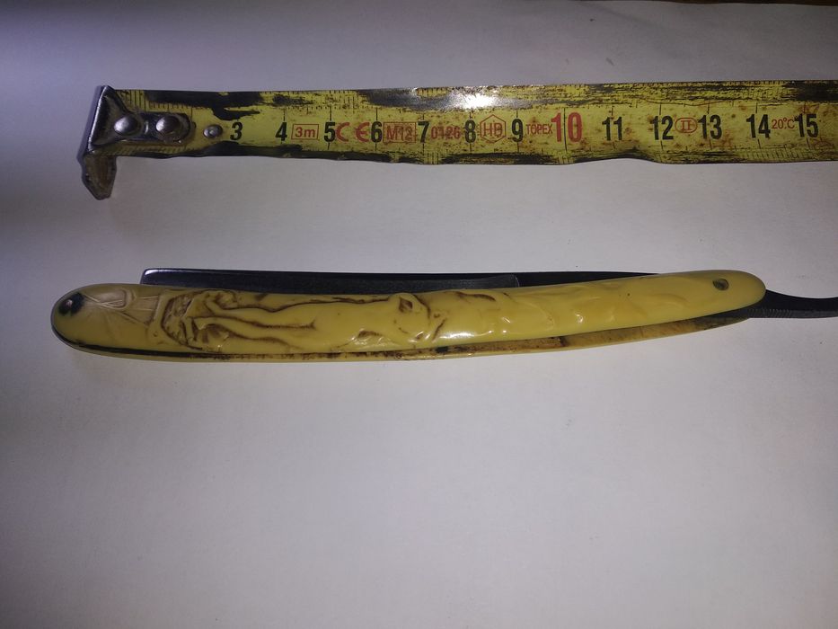 Продам опасную бритву ERN