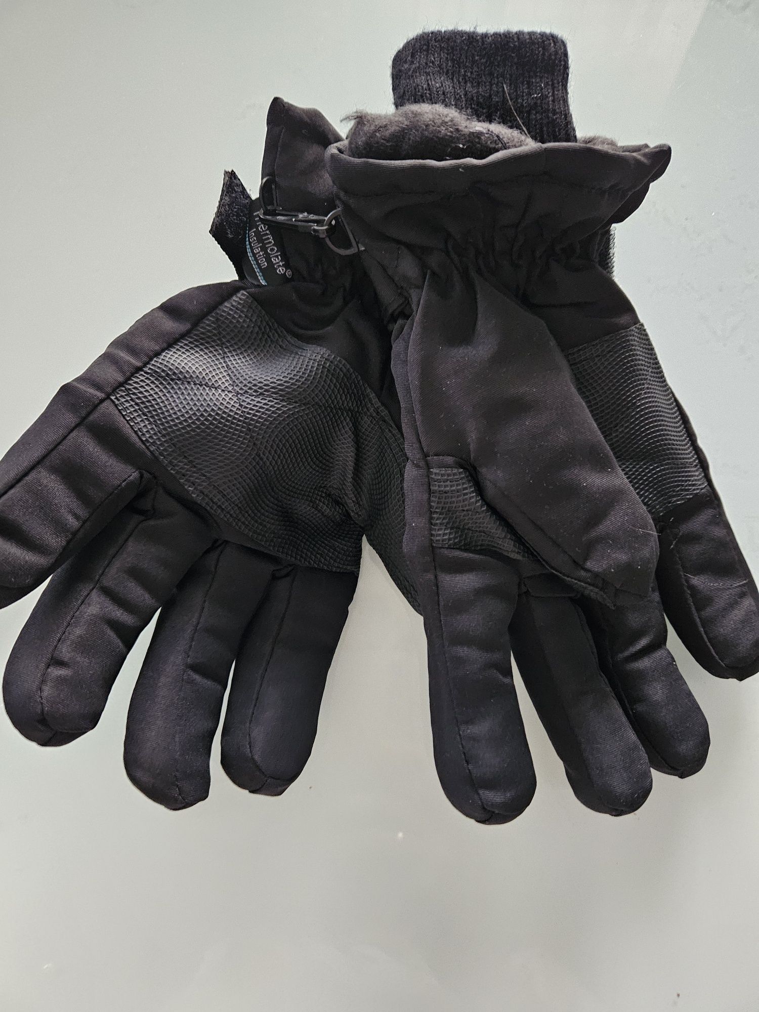 Nowe czarne rękawiczki narciarskie r S